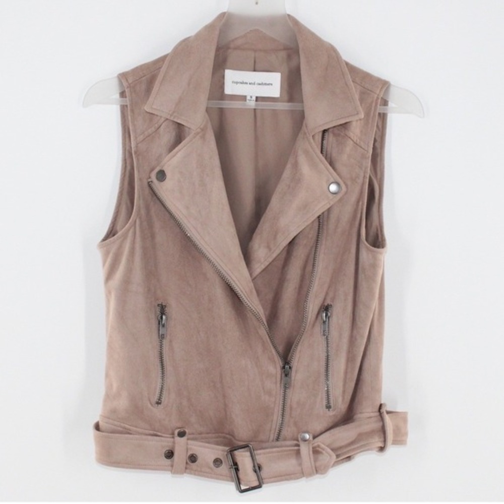 Cupcakes and Cashmere Faux Suede Moto Vest Belted Size S Dusty Rose‎ CI101649